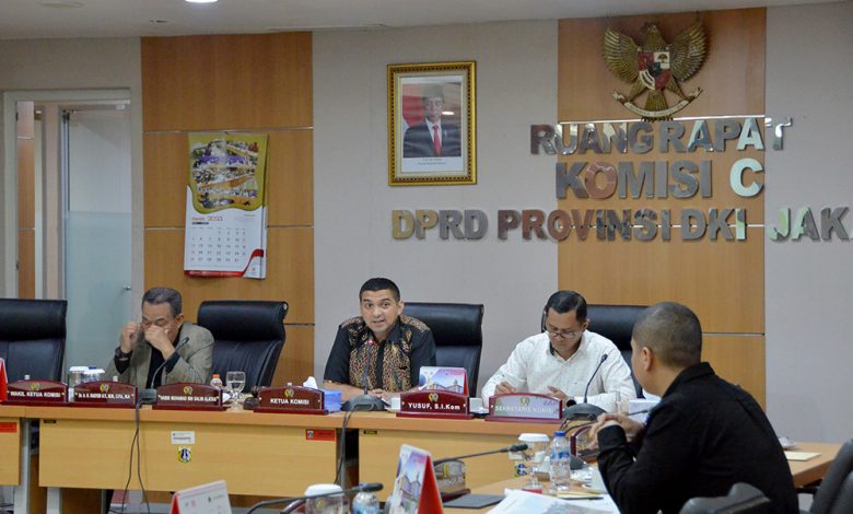 Rapat Komisi C DPRD Provinsi DKI Jakarta. Sumber Foto: Tangkapan Layar Twitter @dprddkijakarta