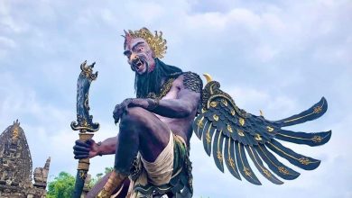 Mengenal Tradisi Bakar Ogoh-ogoh dalam Perayaan Nyepi Umat Hindu