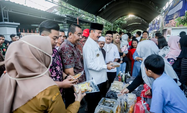 Gelar Bazar Ramadhan, Pemkab Pamekasan Berharap Tingkatkan Ekonomi Warga