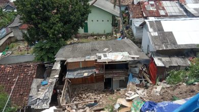 Kondisi bangunan rumah rusak berat akibat tanah longsor. Sumber foto: BPBD Lampung