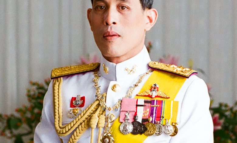 Keterangan Foto: Maha Vajiralongkorn (Raja Thailand). Sumber Foto: Twitter @GHALLLIAAAA