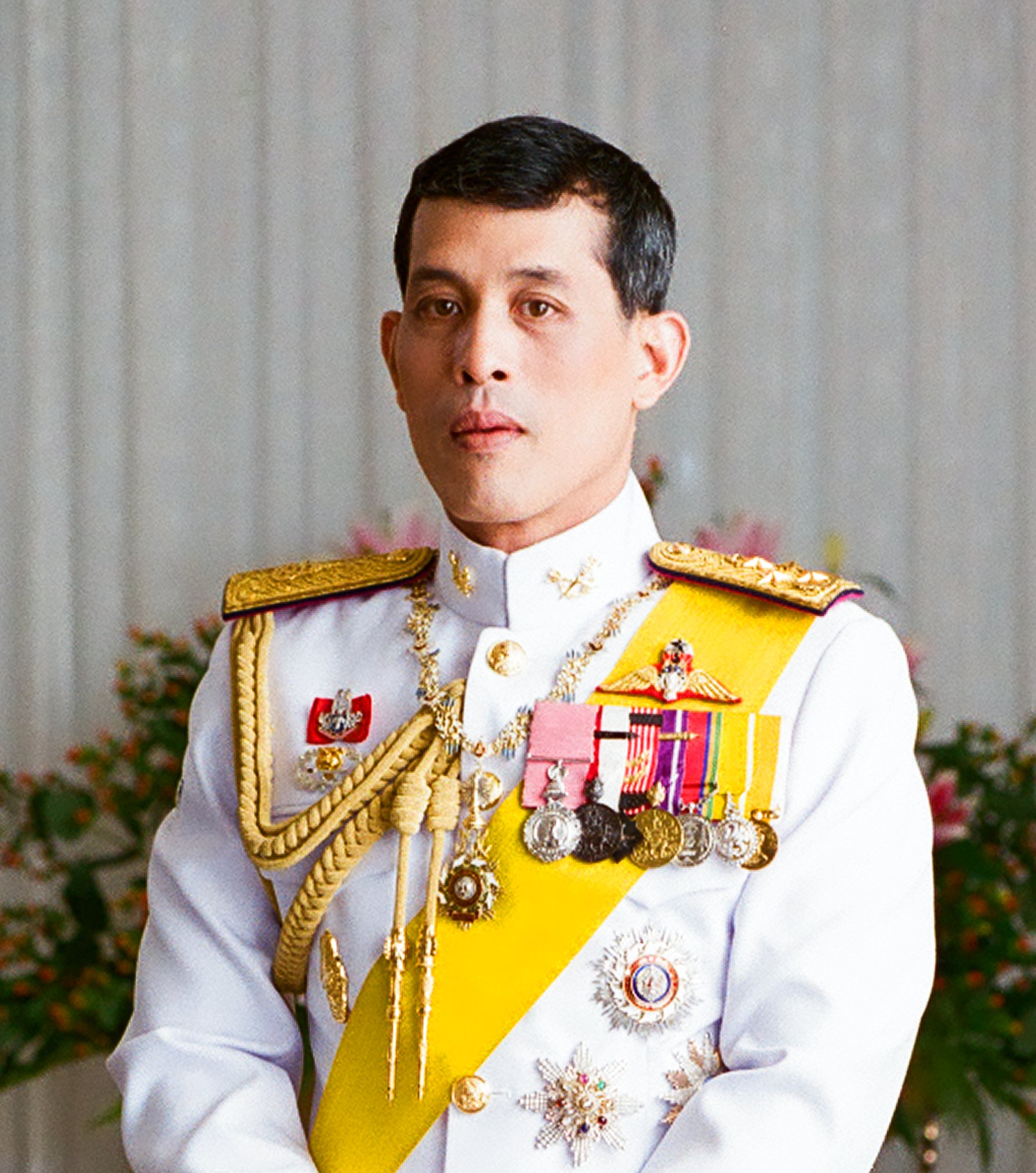 Keterangan Foto: Maha Vajiralongkorn (Raja Thailand). Sumber Foto: Twitter @GHALLLIAAAA