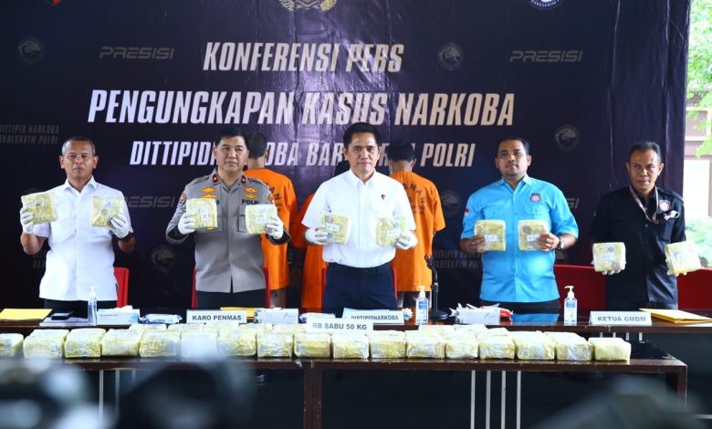 Ilustrasi penyelundupan sabu. Sumber foto: Tribratanews.Polri.go.id