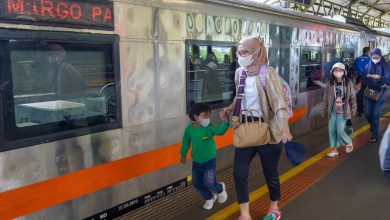 Aktifitas pemudik disalah satu Stasiun Kereta Api. Sumber foto: KAI