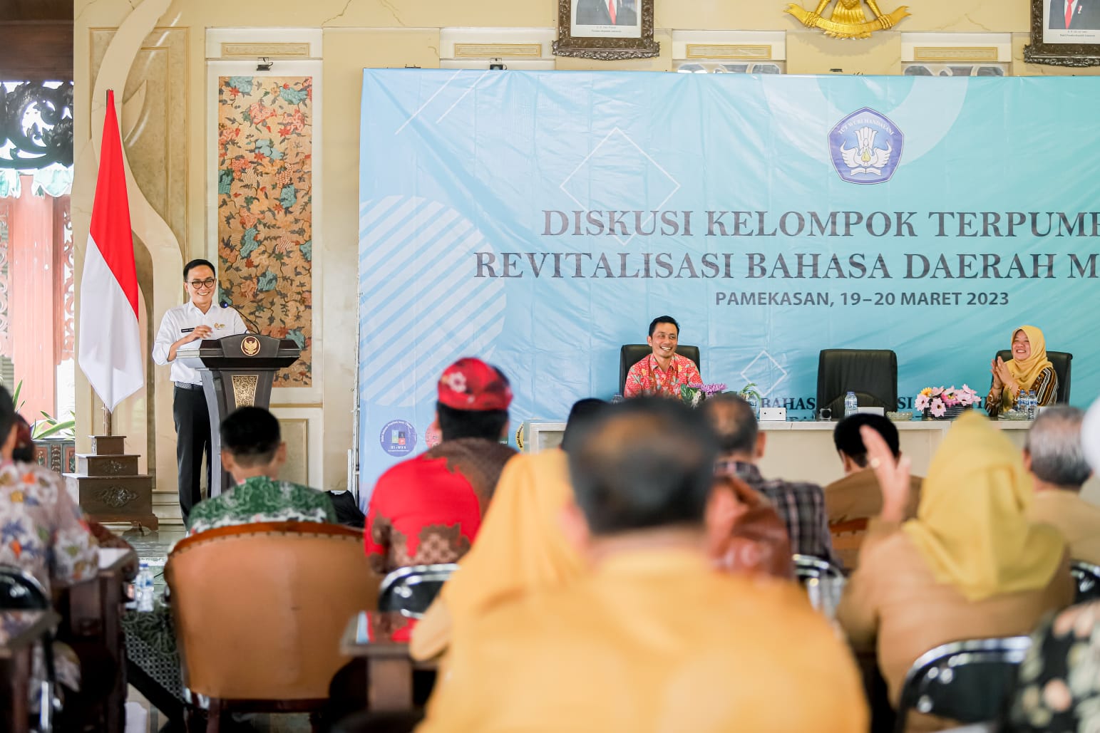 Bupati Pamekasan Ajak Anak Muda Tak Malu Gunakan Bahasa Daerah Madura