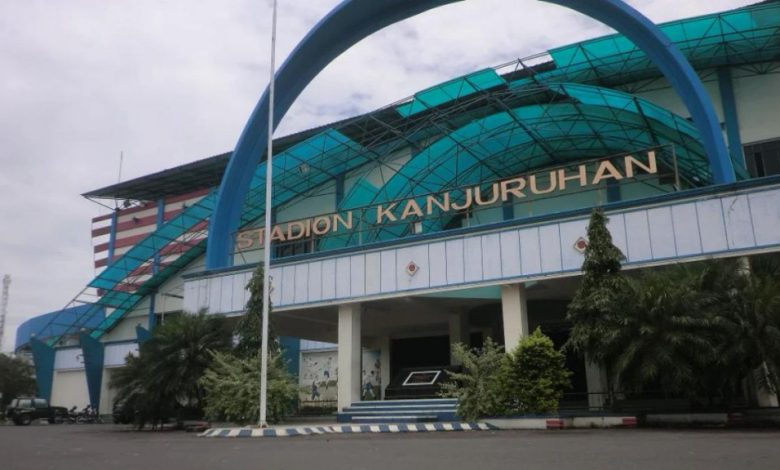 : Stadion Kanjuruhan Malang. Sumber Foto: Instagram @aremamedia