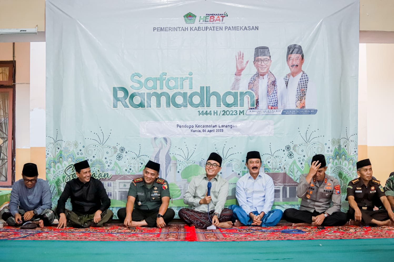 Genjot Potensi Daerah, Baddrut Tamam Promosi Sarung Tenun Khas Pamekasan