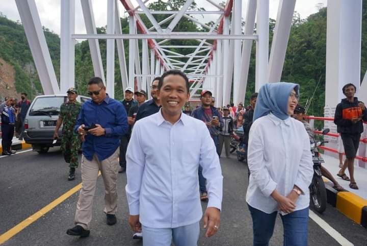 Cak Thoriq Tinjau Uji Coba Jembatan Gladak Perak Pasca Rampung Dibangun