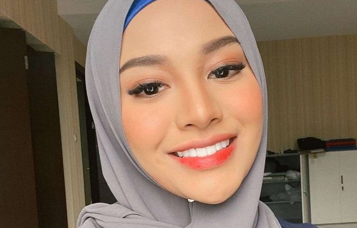 Artis yang Akhirnya Berhijab, Nomor 6 Sempat Terhalang Pekerjaan