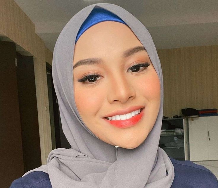 Artis yang Akhirnya Berhijab, Nomor 6 Sempat Terhalang Pekerjaan