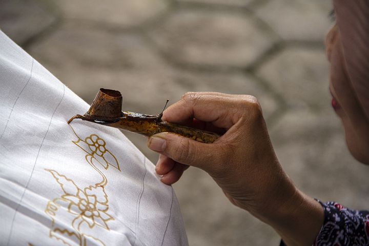 Rekomendasi Kain Batik untuk Seragam Keluarga Saat Lebaran