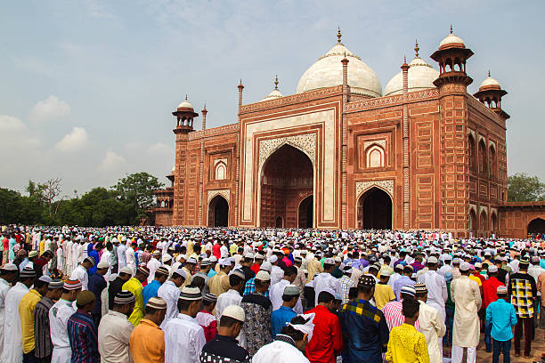 Anjuran Sebelum Melaksanakan Salat Idul Fitri