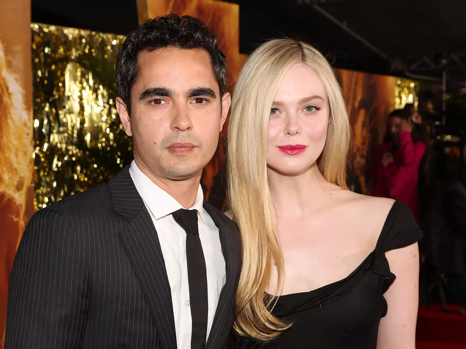 Selebriti MAx Minghella dan Elle Fanning Sumber Foto: Getty Images