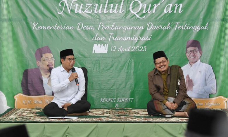 Abdul Halim Iskandar (Mendes PDTT) menghadiri Nuzulul Qur'an. Sumber foto: Humas Kemendes PDTT