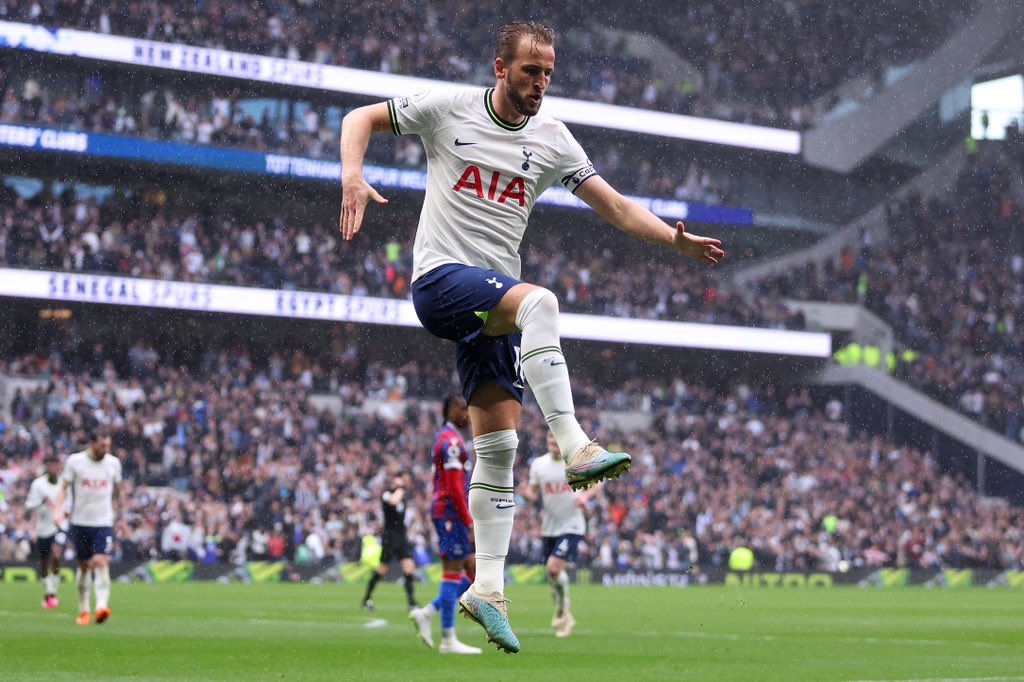 Tottenham Pilih Pertahankan Harry Kane Ketimbang Jual ke MU 