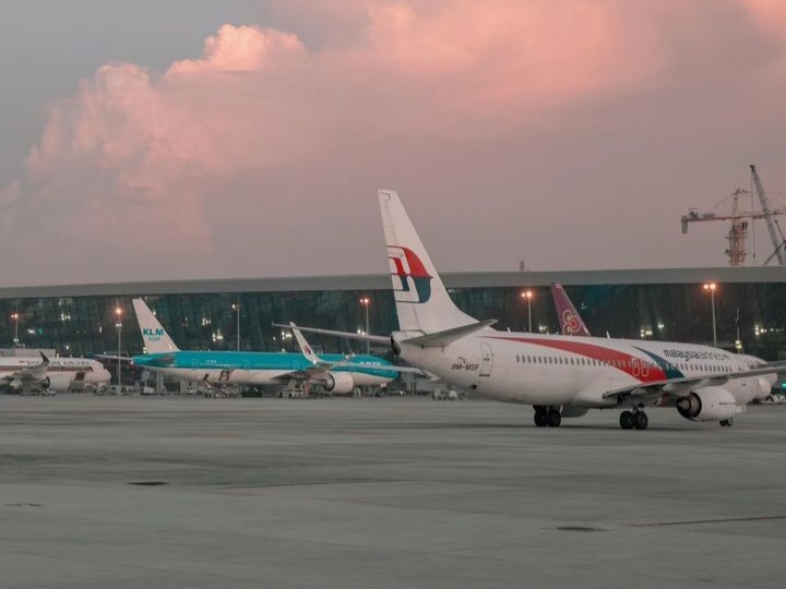 Bandara. Sumber Foto:Instagram @angkasapura2