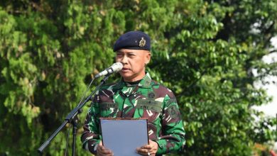 Laksamana Muda Julius Widjojono (Kapuspen TNI). Sumber foto: Puspen TNI