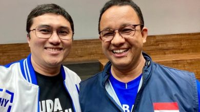 Herzaky Mahendra Putra (Politisi Demokrat) bersama Anies Baswedan. Sumber Foto: Instagram @herzakyputra