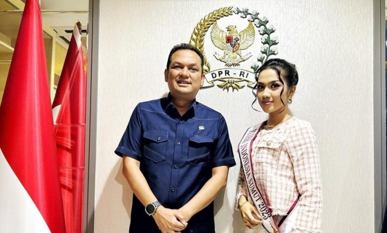 Martin Manurung (Wakil Ketua Komisi IV DPR RI). Sumber Foto: Instagram @martinmanurung