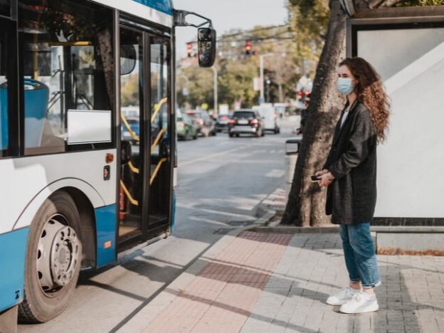 Busway. Sumber Foto: Website Freepik