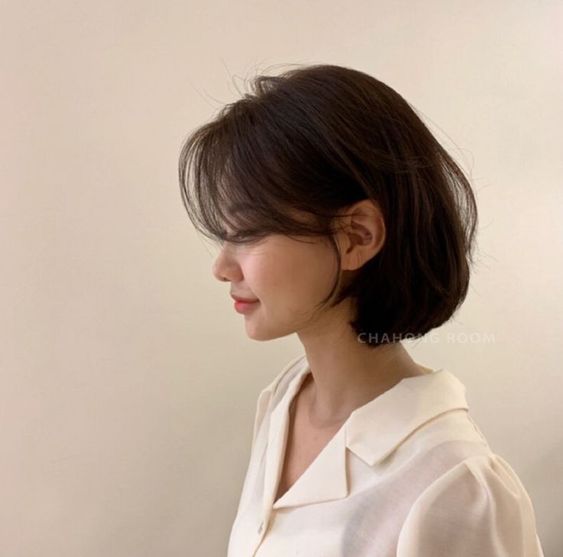 short haircut style. Sumber Foto: Pinterest