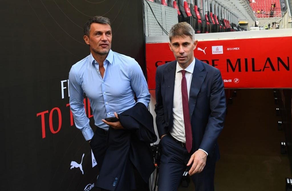 Paulo Maldini Tinggalkan AC Milan