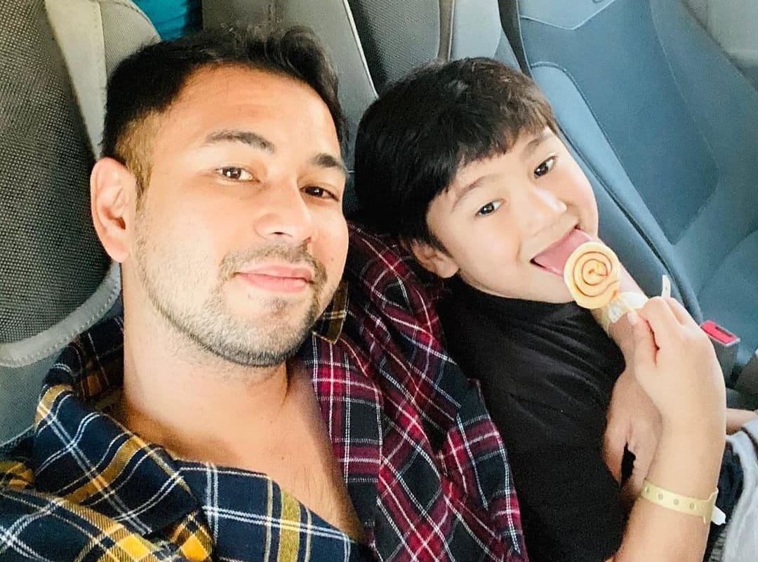 Raffi Ahmad dan Rafathar. Sumber foto: rafatharmalikahmad.daily