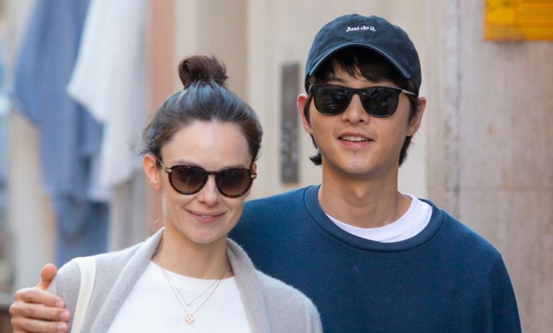 Song Joong Ki dan Katy Louis Saunders Sumber Foto: Getty Images