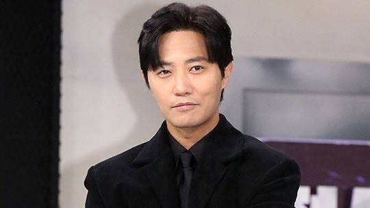 Aktor Korea Selatan, Jin Goo Sumber Foto: Naver