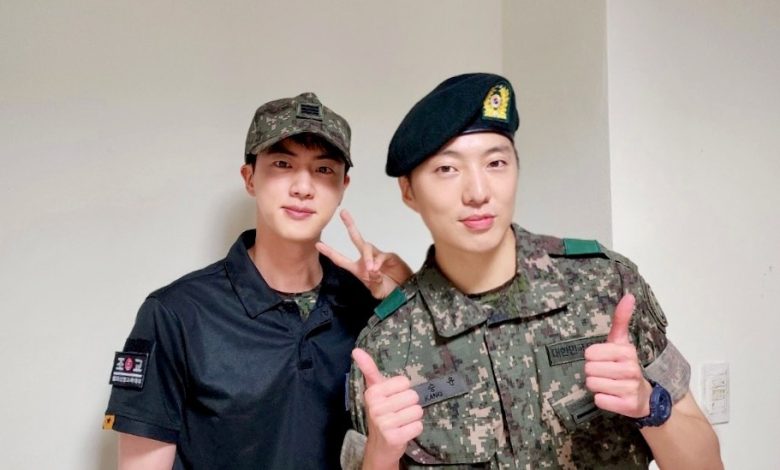 Jin BTS dan Yoon WINNER Sumber Foto: Weverse