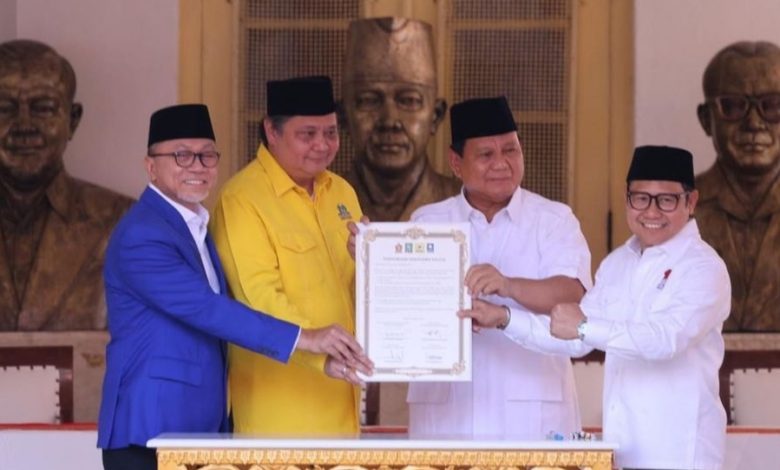 Direktur PPI Duga Ada Bisikan Kuat Bergabungnya Golkar-PAN ke Prabowo