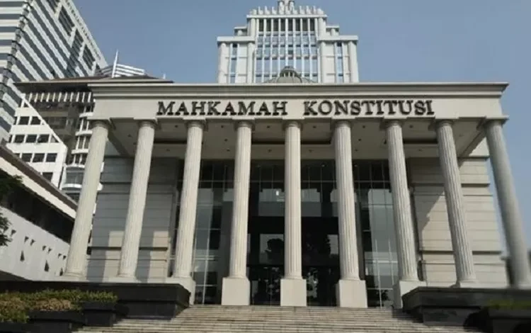 MK Tolak Gugatan PSI soal Batas Usia Cawapres