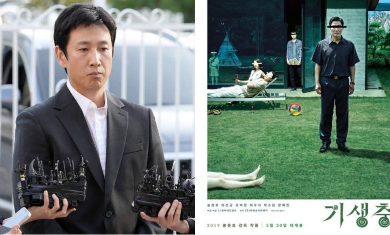 Aktor Lee Sun Kyun dan poster film 'Parasite' Sumber Foto: Naver