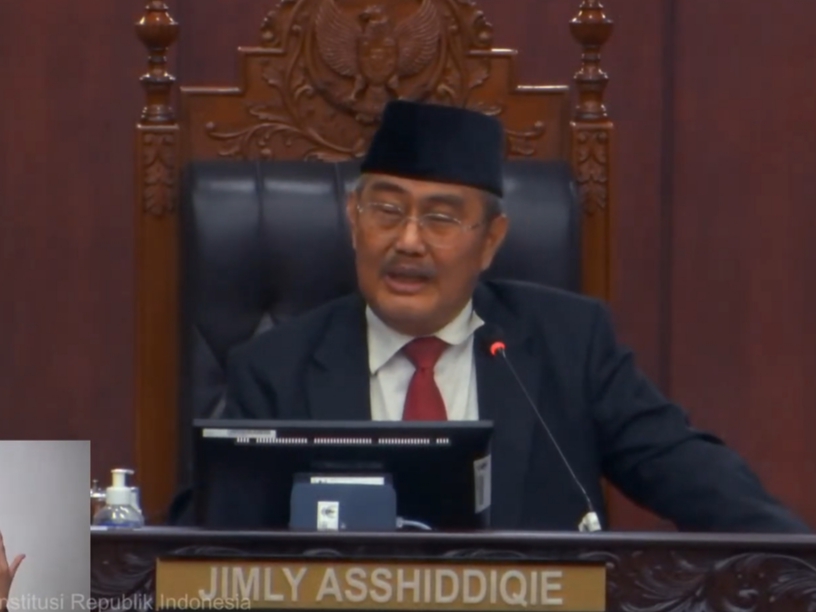 Jimly Asshiddiqie (Ketua Majelis Kehormatan Mahkamah Konstitusi). Sumber Foto: YouTube @mahkamahkonstitusi