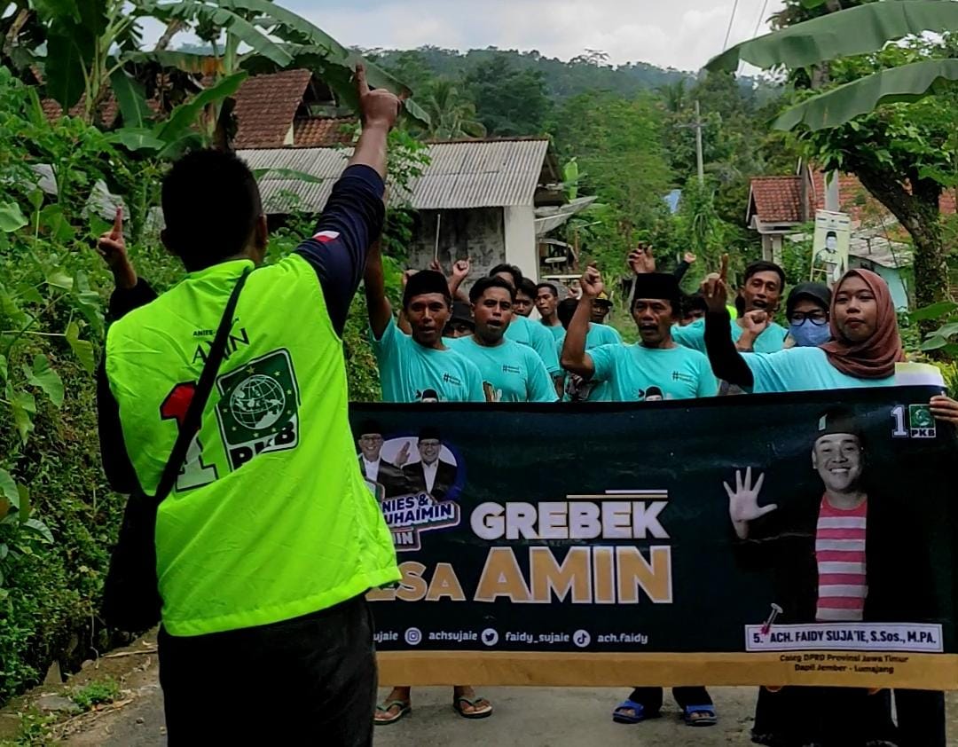 Grebeg Desa Patrol Perubahan untuk AMIN di Desa Klungkung, Jember.