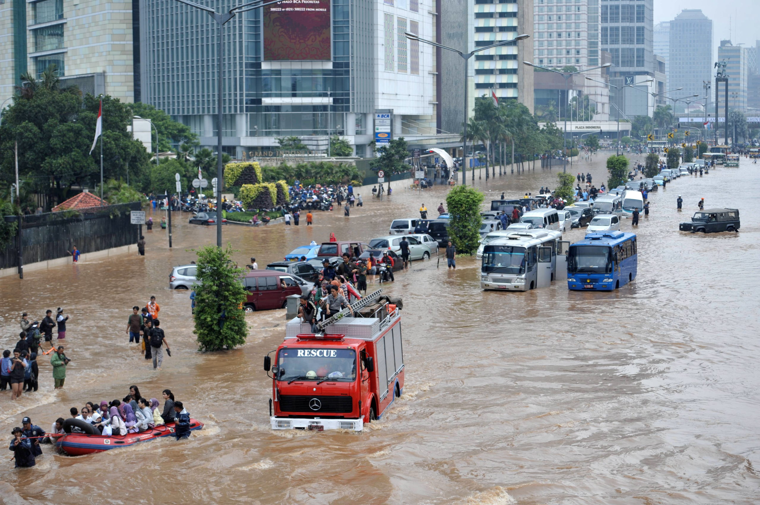 Kondisi banjir di beberapa titik jakarta, Sumber foto: Istimewa