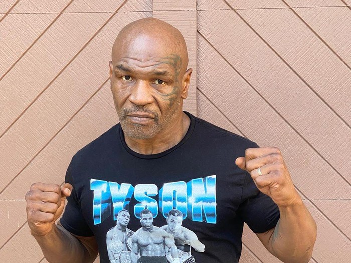 Mike Tyson Naik Ring Lagi