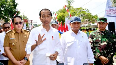 Presiden Joko Widodo Bersama Presiden Terpilih Prabowo Subianto
