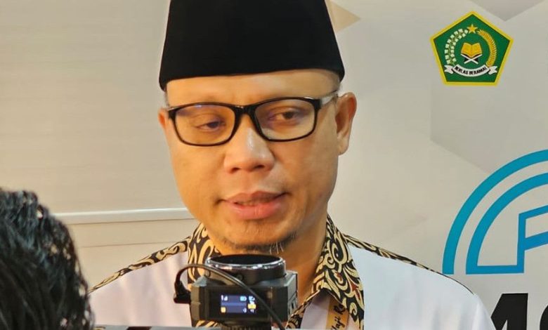 Subhan Cholid (Direktur Layanan Haji Luar Negeri). Sumber Foto: Website Direktorat Jenderal Penyelenggaraan Haji dan Umrah