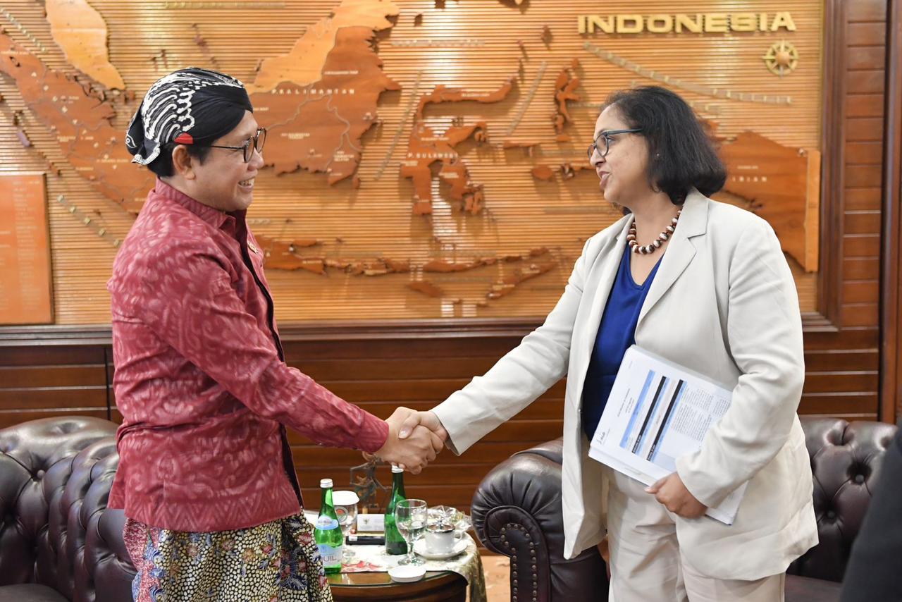 Mendes PDTT dan Direktur Asia-Pasific IFAD. Sumber foto: Humas Kemendesa