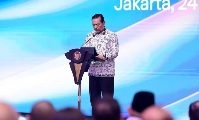 Pantau Pembangunan Family Office, Jokowi Instruksikan Luhut Bentuk Tim Khusus