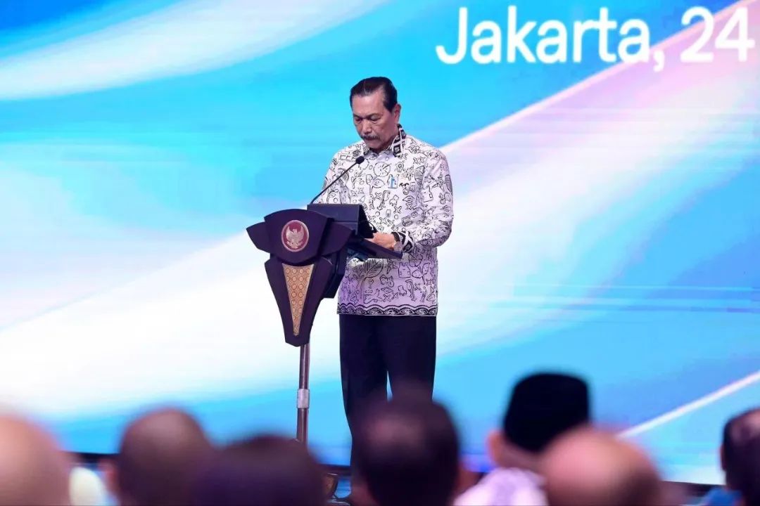 Pantau Pembangunan Family Office, Jokowi Instruksikan Luhut Bentuk Tim Khusus