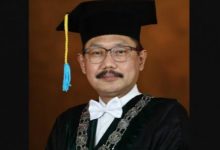 Prof. Dr. dr. Budi Santoso, SpOG (K) (Dekan FK Unair). Sumber Foto: Istimewa
