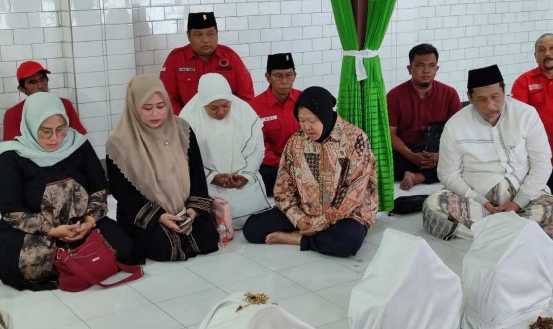 Ditunjuk Jokowi Gantikan Khofifah, Kini Risma Pamit Hadapi Khofifah