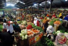 Ilustrasi kegiatan jual beli komoditas pangan di pasar tradisional. Sumber foto: istimewa