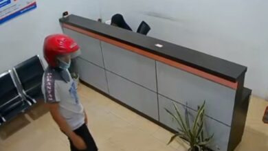 Tangkapan layar video viral perampokan di BRI Link, Sumber foto: Istimewa