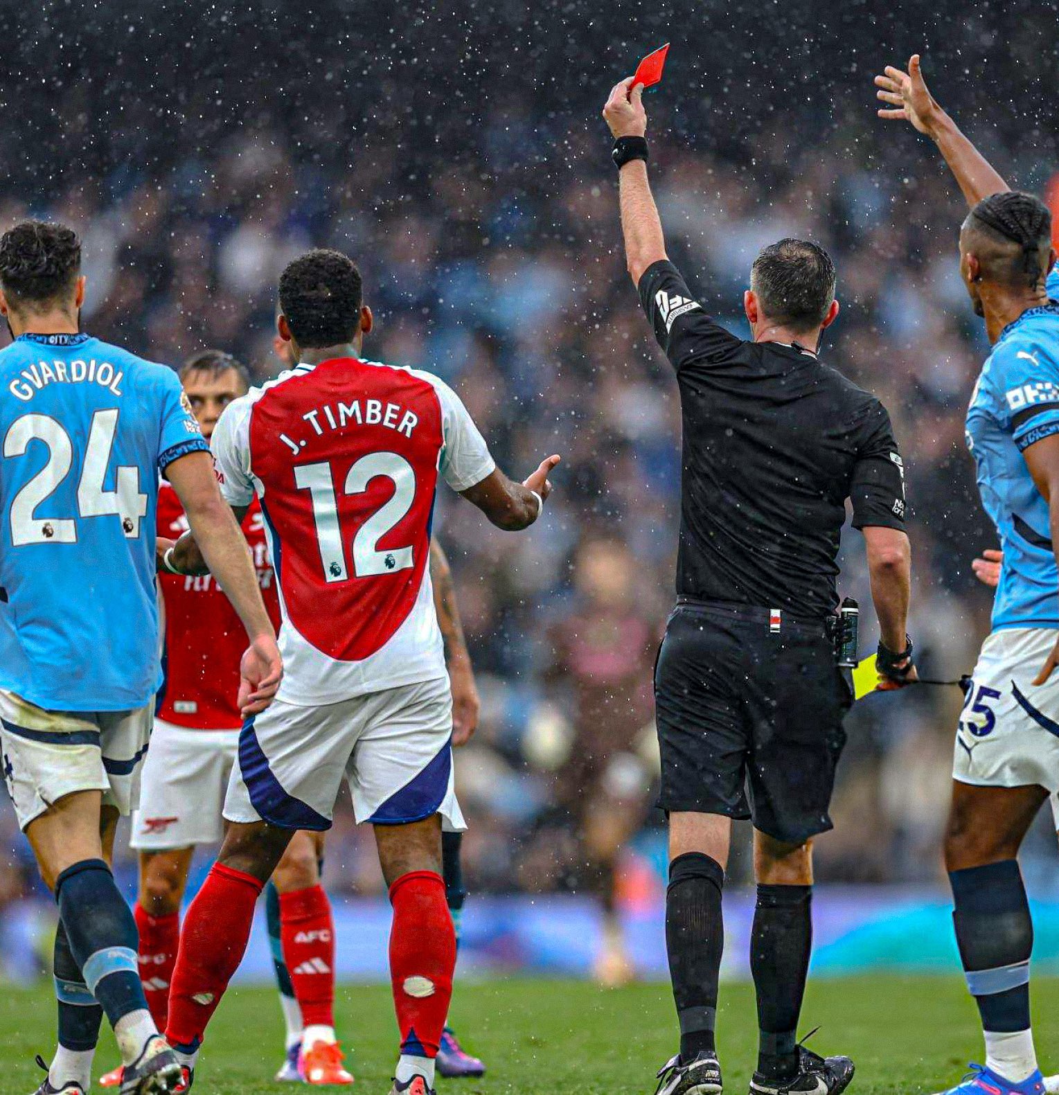 Duel Liga Inggris Manchester City dan Arsenal Foto:Twitter @now_arsenaI