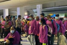 Petugas saat melakukan pengamanan kepada CPMI Non-Prosedural, Sumber foto: Istimewa