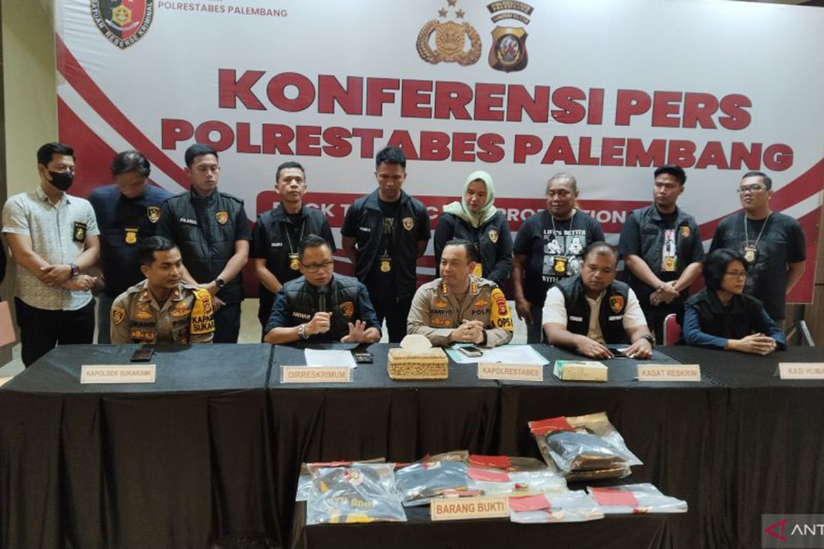 Konferensi pers kasus pembunuhan siswi SMP di Mapolrestabes Palembang,Sumber foto: Istimewa