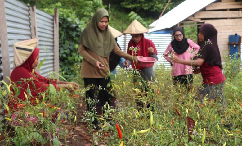 Muliani Sengan (Ketua Kelompok Fakatoto). Sumber foto: Humas Kemendesa